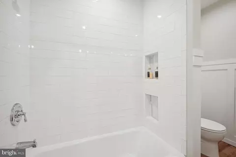 Bath - 1205 Swinks Mill Rd, Mclean, VA 22102 photo 5 of 5