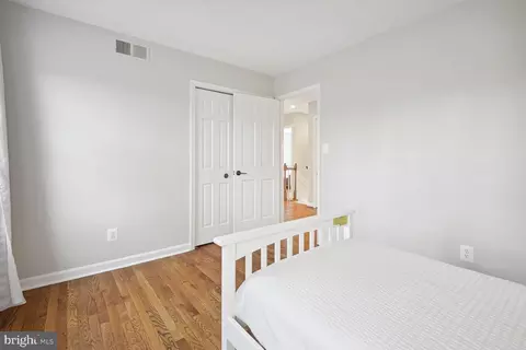 Bedroom - 1205 Swinks Mill Rd, Mclean, VA 22102 photo 5 of 5