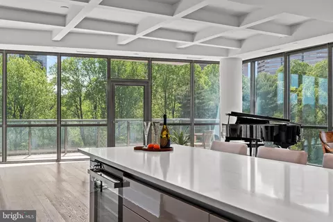 7887 Jones Branch Dr #604, Mclean, VA 22102