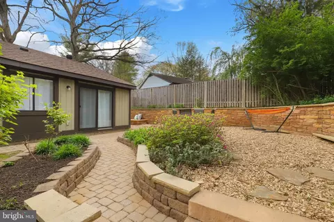 Exterior - 11302 Geddys Ct, Reston, VA 20191 photo 6 of 16