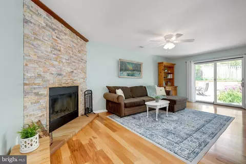 Living - 11302 Geddys Ct, Reston, VA 20191 photo 1 of 3