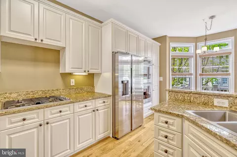 Kitchen - 12152 Tryton Way, Reston, VA 20190 photo 4 of 4
