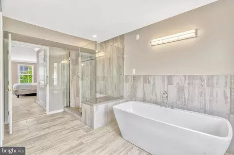 Bath - 12152 Tryton Way, Reston, VA 20190 photo 3 of 5