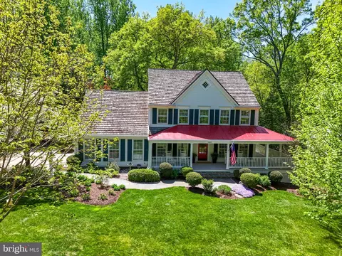 11611 Deer Forest Rd, Reston, VA 20194