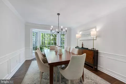 Dining - 11611 Deer Forest Rd, Reston, VA 20194 photo 1 of 3