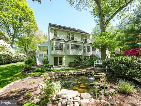 Exterior - 11611 Deer Forest Rd, Reston, VA 20194 photo 17 of 38