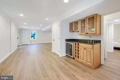 Kitchen - 11611 Deer Forest Rd, Reston, VA 20194 photo 8 of 8