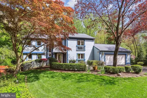 11805 Blue Spruce Rd, Reston, VA 20191