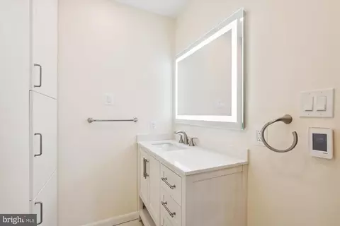 Bath - 11805 Blue Spruce Rd, Reston, VA 20191 photo 1 of 8