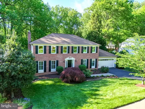 11615 Quail Ridge Ct, Reston, VA 20194