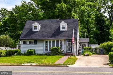 6925 Quander Rd, Alexandria, VA 22307