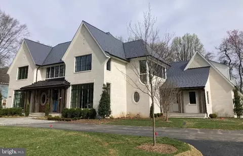 7008 Benjamin St, Mclean, VA 22101