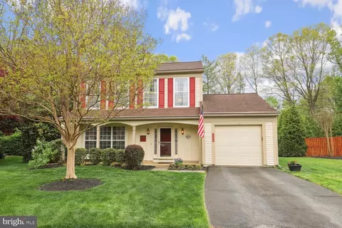 4108 Bedrock Ct, Alexandria, VA 22306