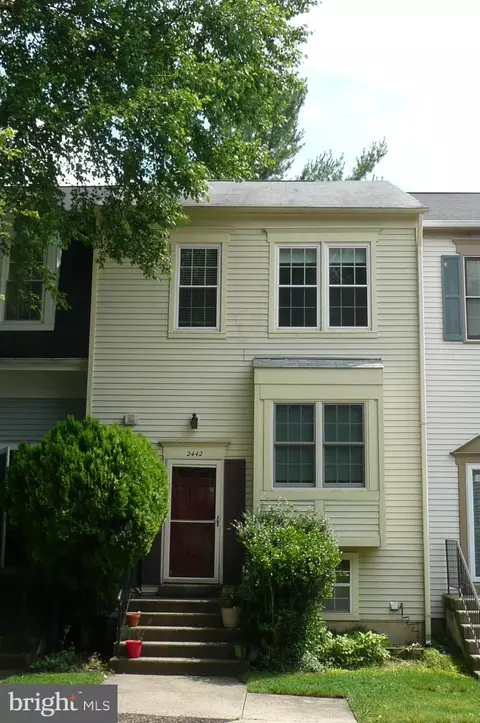 2442 Ridgehampton Ct, Reston, VA 20191