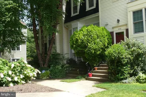 2442 Ridgehampton Ct, Reston, VA 20191 photo 3