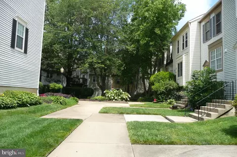 2442 Ridgehampton Ct, Reston, VA 20191 photo 5