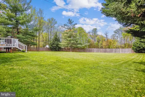 Exterior - 8232 Franklin Dr, Lorton, VA 22079 photo 12 of 16