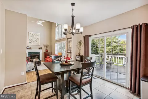 Dining - 8232 Franklin Dr, Lorton, VA 22079 photo 5 of 6