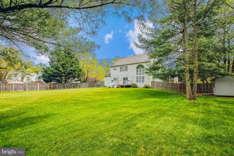 Exterior - 8232 Franklin Dr, Lorton, VA 22079 photo 15 of 16
