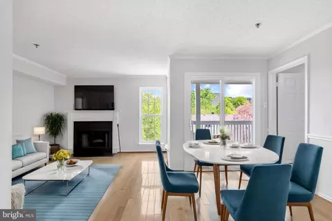1524 Lincoln Way #339, Mclean, VA 22102
