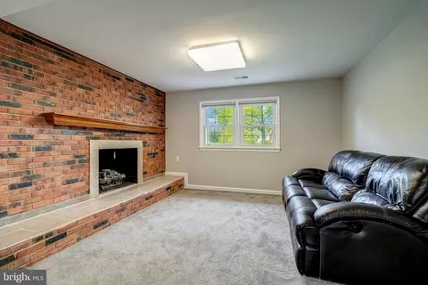 7124 Galgate Dr, Springfield, VA 22152 photo 34