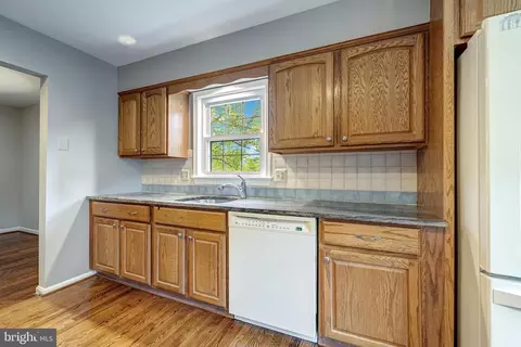 7124 Galgate Dr, Springfield, VA 22152 photo 20