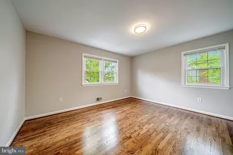 7124 Galgate Dr, Springfield, VA 22152 photo 27