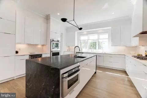 Kitchen - 1434 Cedar Ave, Mclean, VA 22101 photo 2 of 5