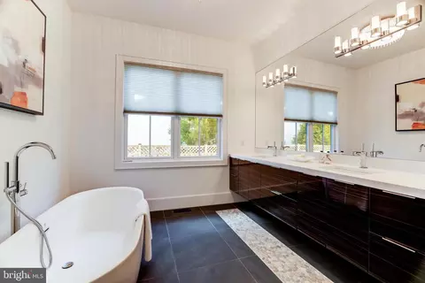 Bath - 1434 Cedar Ave, Mclean, VA 22101 photo 1 of 7