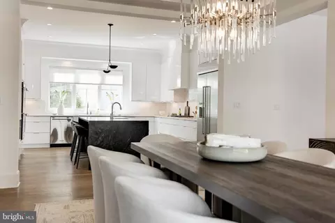 Dining - 1434 Cedar Ave, Mclean, VA 22101 photo 3 of 3