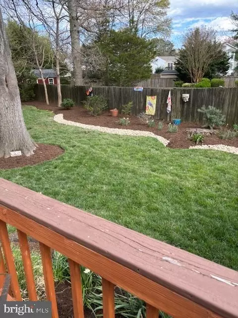 Exterior - 9348 Burke Rd, Burke, VA 22015 photo 23 of 28