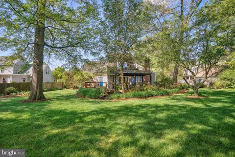Exterior - 9348 Burke Rd, Burke, VA 22015 photo 27 of 28