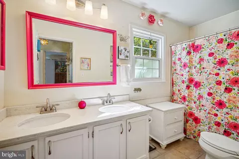 Bath - 9348 Burke Rd, Burke, VA 22015 photo 1 of 2