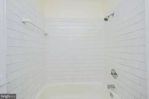 Bath - 644 Walker Rd, Great Falls, VA 22066 photo 9 of 9