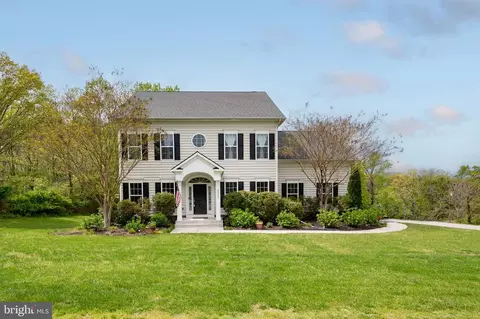 9920 Gunston Rd, Lorton, VA 22079