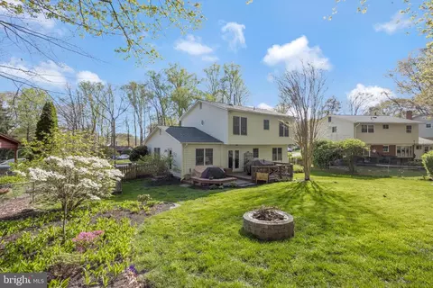 Exterior - 8912 Cromwell Dr, Springfield, VA 22151 photo 3 of 8