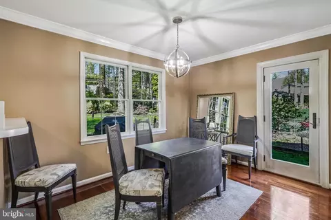 Dining - 8912 Cromwell Dr, Springfield, VA 22151 photo 3 of 3