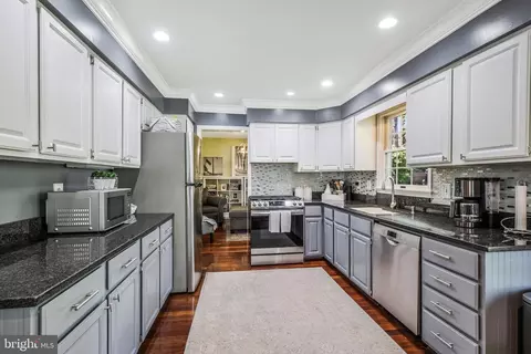 Kitchen - 8912 Cromwell Dr, Springfield, VA 22151 photo 1 of 5