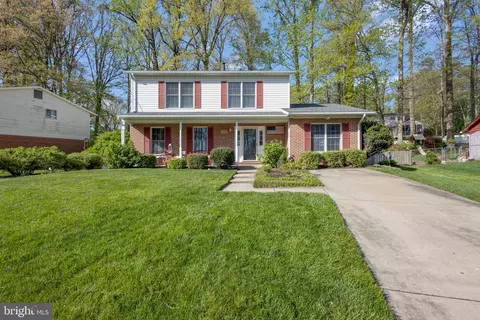 8912 Cromwell Dr, Springfield, VA 22151