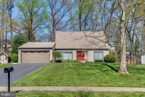 8814 Sweet Gum Pl, Springfield, VA 22153