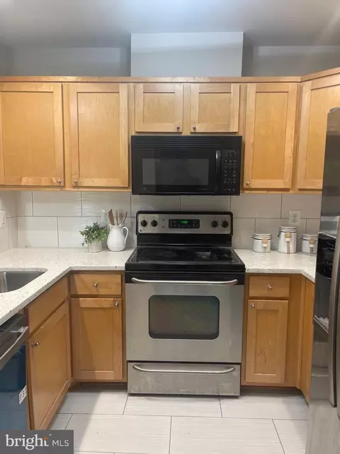 7828 E Harrowgate Cir #126, Springfield, VA 22152 photo 6