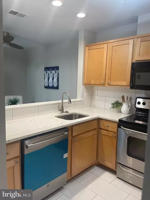 7828 E Harrowgate Cir #126, Springfield, VA 22152 photo 7
