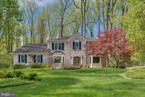 2022 Willow Branch Ct, Vienna, VA 22181
