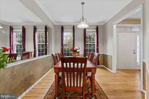 Dining - 2441 Dakota Lakes Dr, Herndon, VA 20171 photo 1 of 4