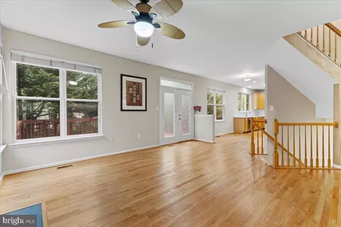 Dining - 2441 Dakota Lakes Dr, Herndon, VA 20171 photo 3 of 4