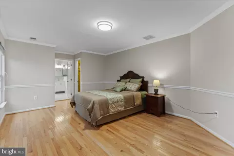 Bedroom - 2441 Dakota Lakes Dr, Herndon, VA 20171 photo 1 of 9