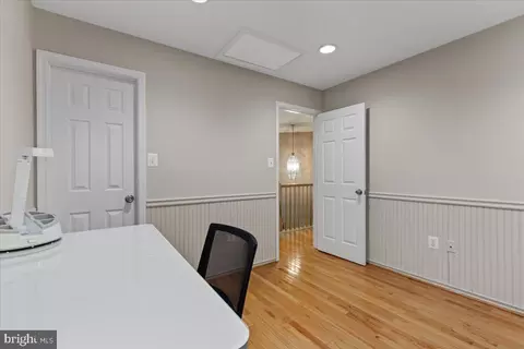 Dining - 2441 Dakota Lakes Dr, Herndon, VA 20171 photo 4 of 4