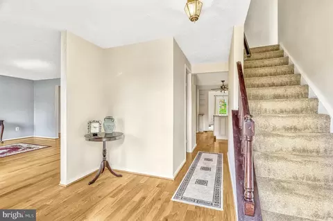 Entry Way - 5749 Heming Ave, Springfield, VA 22151 photo 2 of 4