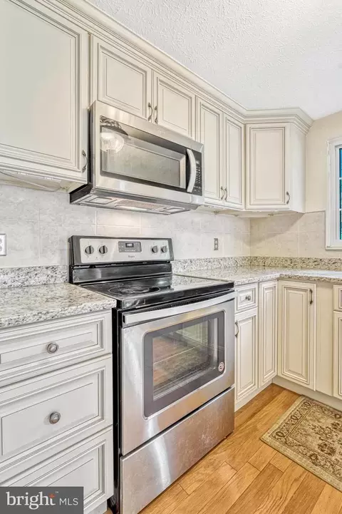 Kitchen - 5749 Heming Ave, Springfield, VA 22151 photo 6 of 6
