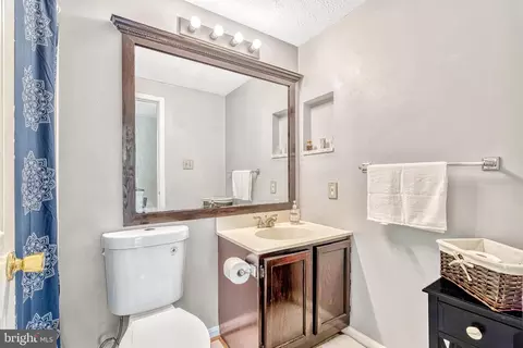 Bath - 5749 Heming Ave, Springfield, VA 22151 photo 2 of 4